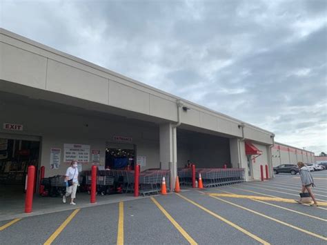 Costco norfolk - Costco's current and former CEOs responded Friday to a Virginia warehouse's recent vote to unionize. "We're not disappointed in our employees; we're disappointed in ourselves," they wrote in a memo.